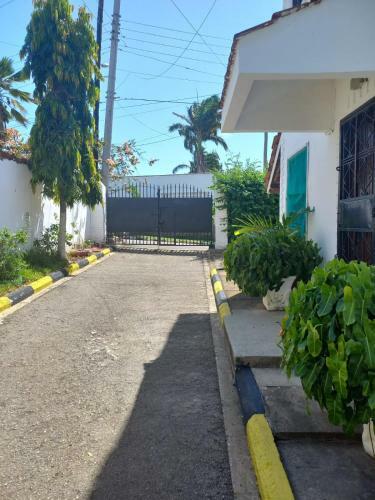 4 Bedrooms Green Breeze Villa
