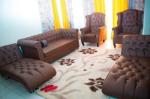 Lovely Serviced 3 Bedroom Apartment