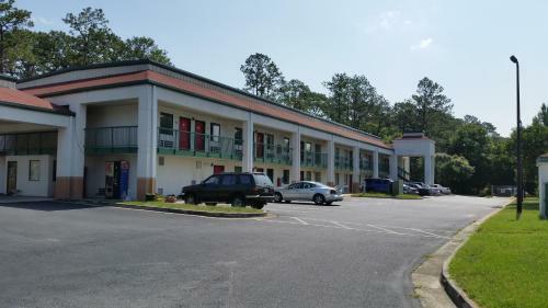 Motel Relax Inn - Albany