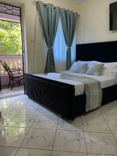 Eagle Apartments