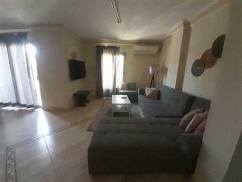 Apartamento El-shaikh Zayed, 6 October 3bhk Flat