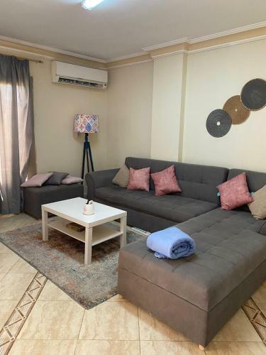 Apartamento El-shaikh Zayed, 6 October 3bhk Flat