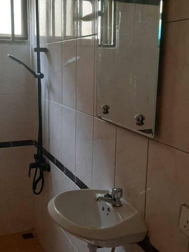Classy 3, Bedroom Residence, Private And Secure