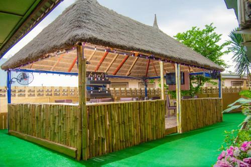 Hotel Kakanfo Inn & Conference Centre