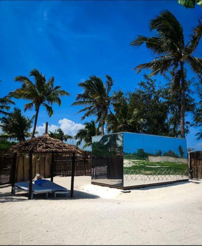 Villa Mirror House Watamu