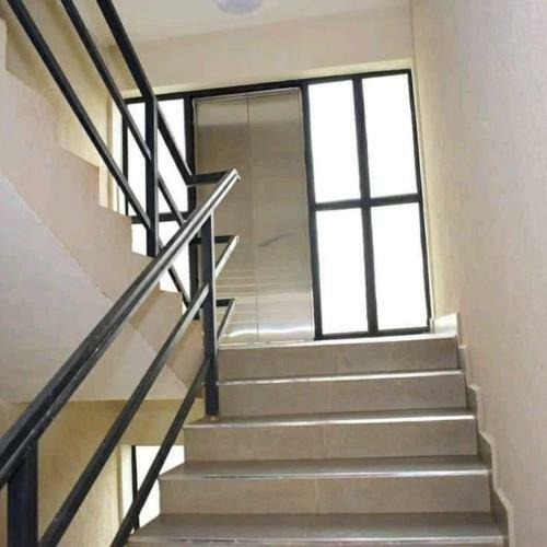 Apartamento Executive Studio-trm/thika Road (+254706119521)