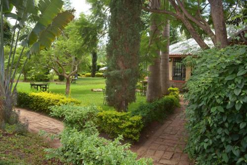 Trotters Hotel