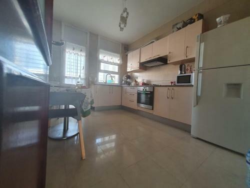 Apartamento Lovely 3 Bedroom Lake Front
