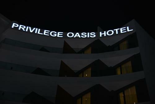Hotel Privil�ge Oasis H�tel