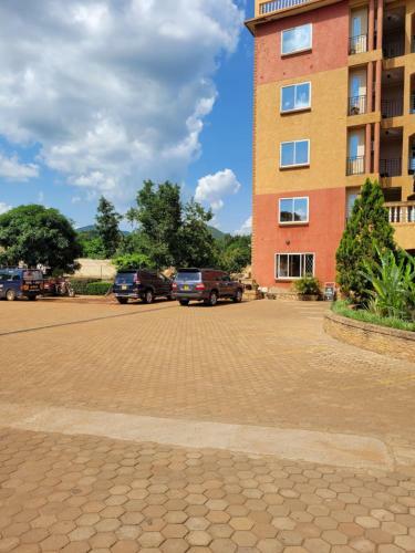 Glory Summit Hotel