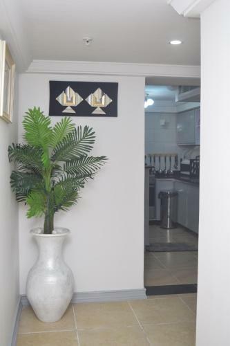 Golden Tulip Entire Service Apartments