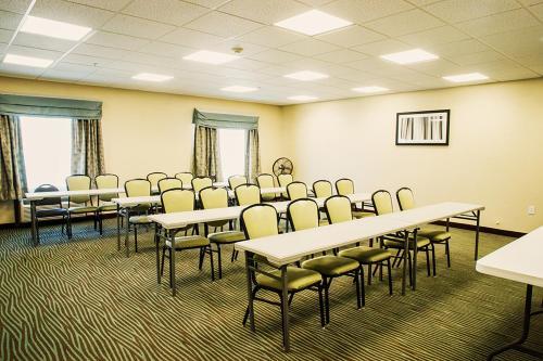 Hotel Three Rivers Inn And Suites - Three Rivers