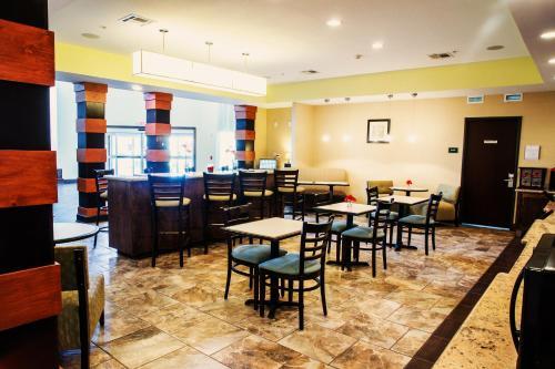 Hotel Three Rivers Inn And Suites - Three Rivers