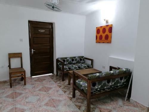 Shoki Shoki Hostel