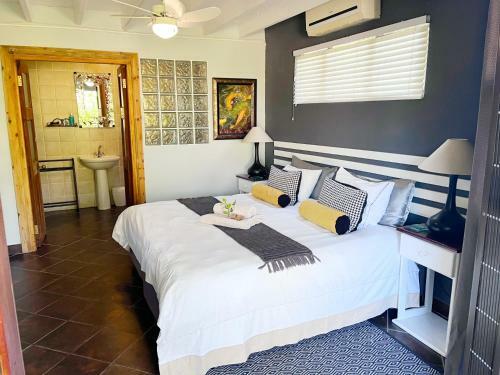 Hostal Porkys B+b And Self Catering