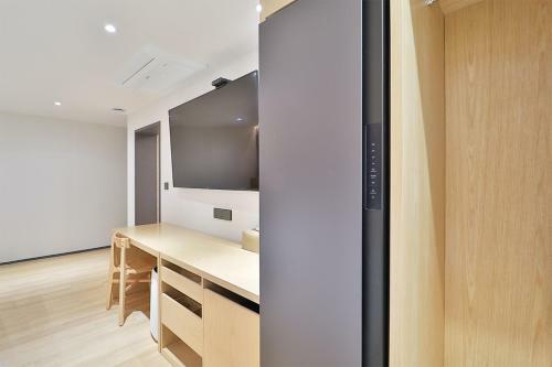 Custom Hotel