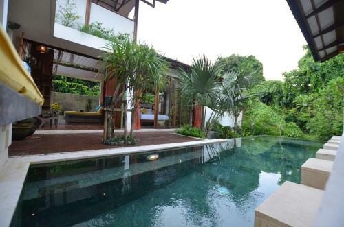 Villa Umah Liang Liu