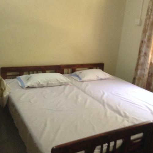 Hostal J & B Holiday Homes