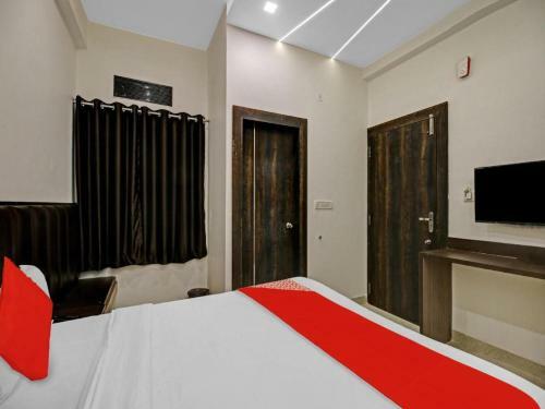 Hotel Four Petals