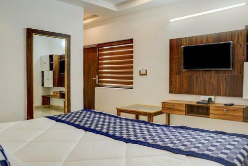 Hotel Whispering Oaks