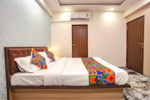 Fabhotel Golden Birds Lodging