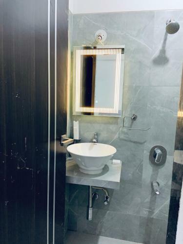 La Maison Entire 2 Bhk Serviced Apartment