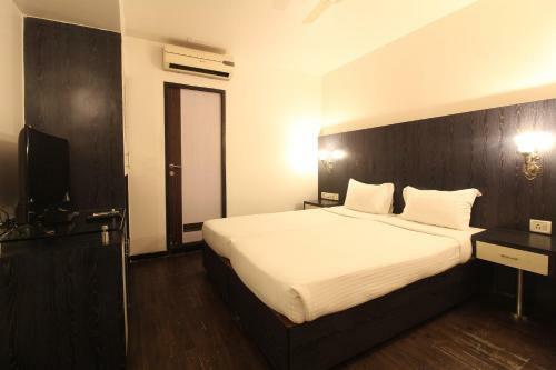 Quaint Suites Hotel & Banquet