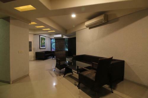 Quaint Suites Hotel & Banquet