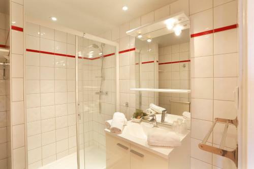 Hotel H�tel Eliova Le Chaix