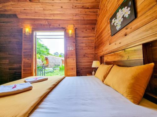 Hotel Sadhu Garden Inn