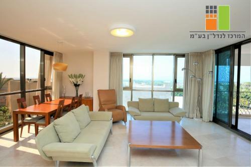 Top Floor Family Apartment