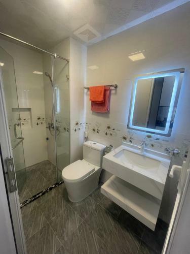 Apartamento Chu?i C?n H? 2 Bedroom Homestay H? Long