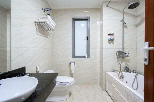 Luxury Hotel