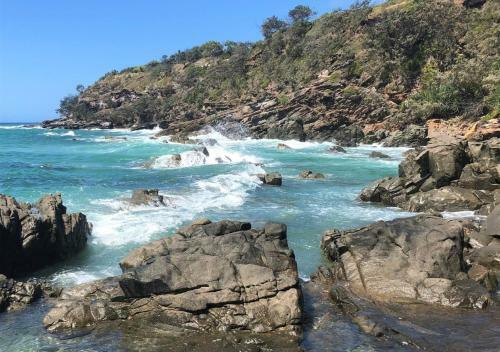 Apartamento Homely 2 Br Apt At Coolum Beach W Pool