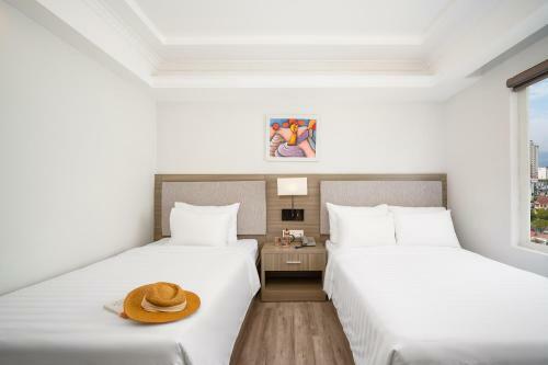Golden Rose 3 Hotel