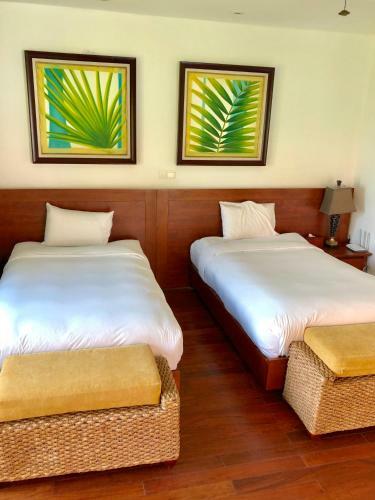 Charming 4 Bedrooms Villas With Few Step To Beach