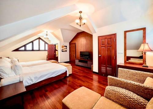 Charming 4 Bedrooms Villas With Few Step To Beach