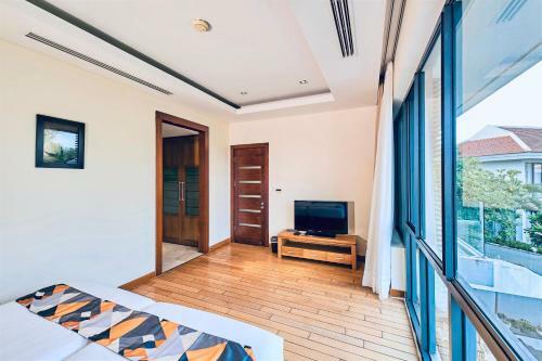 Stunning 5 Bedrooms Villas 5 Stars