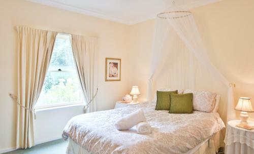 Encounter Hideaway Cottages