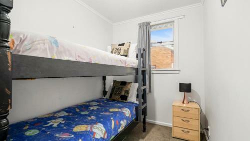 Fabulous Ocean And Reserve Views - Papamoa Beach Holiday Home