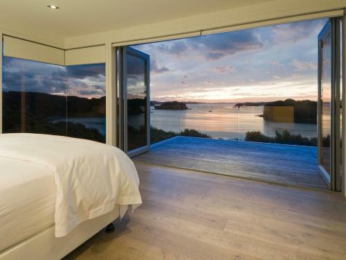 Oke Beach House - Rawhiti Luxury