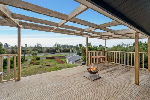 A Kiwi Treasure - T?rangi Holiday Home