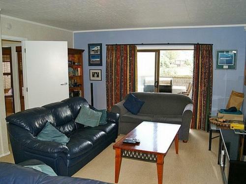 Beach Galore - Waihi Beach Holiday Home