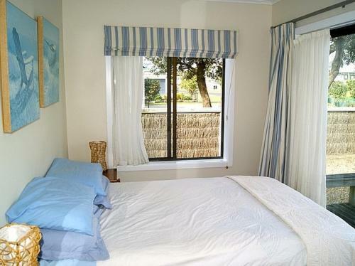 Beach Galore - Waihi Beach Holiday Home