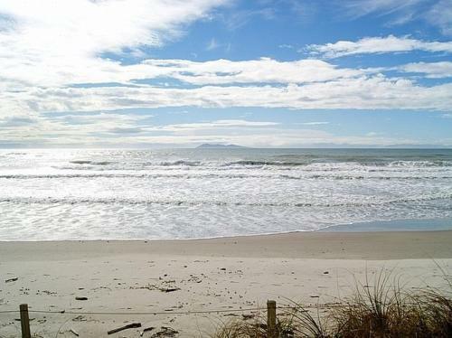 Beach Galore - Waihi Beach Holiday Home