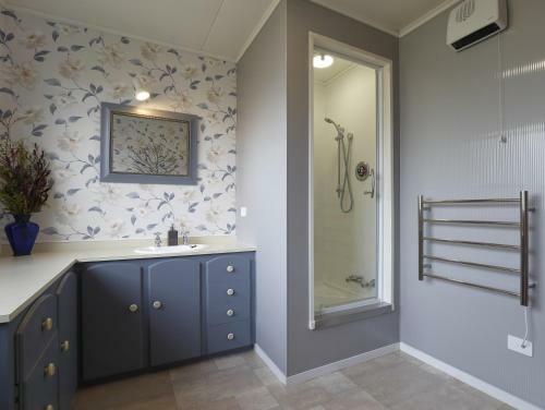 Boat Harbour House - Te Anau Holiday Home