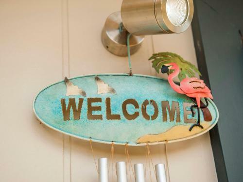 Hetherington Haven - Whangamata Holiday Home