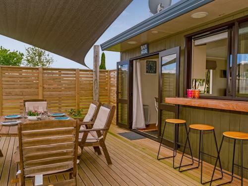Just Beachy - Whangamata Holiday Home