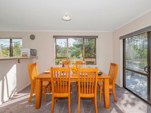 Bunnies Bach - Whangamata Holiday Home