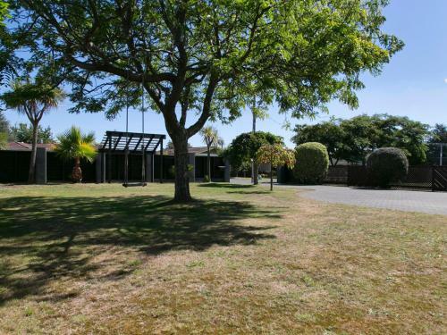 Taupo Escape - Rainbow Point Holiday Home